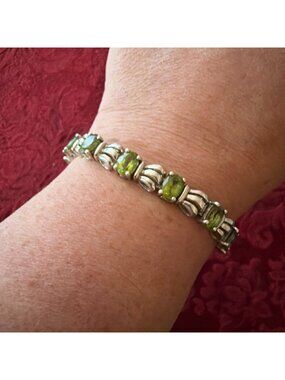 Vintage Sterling Silver 925 Green Peridot Tennis Bracelet Ribbed Link 8" Clasp